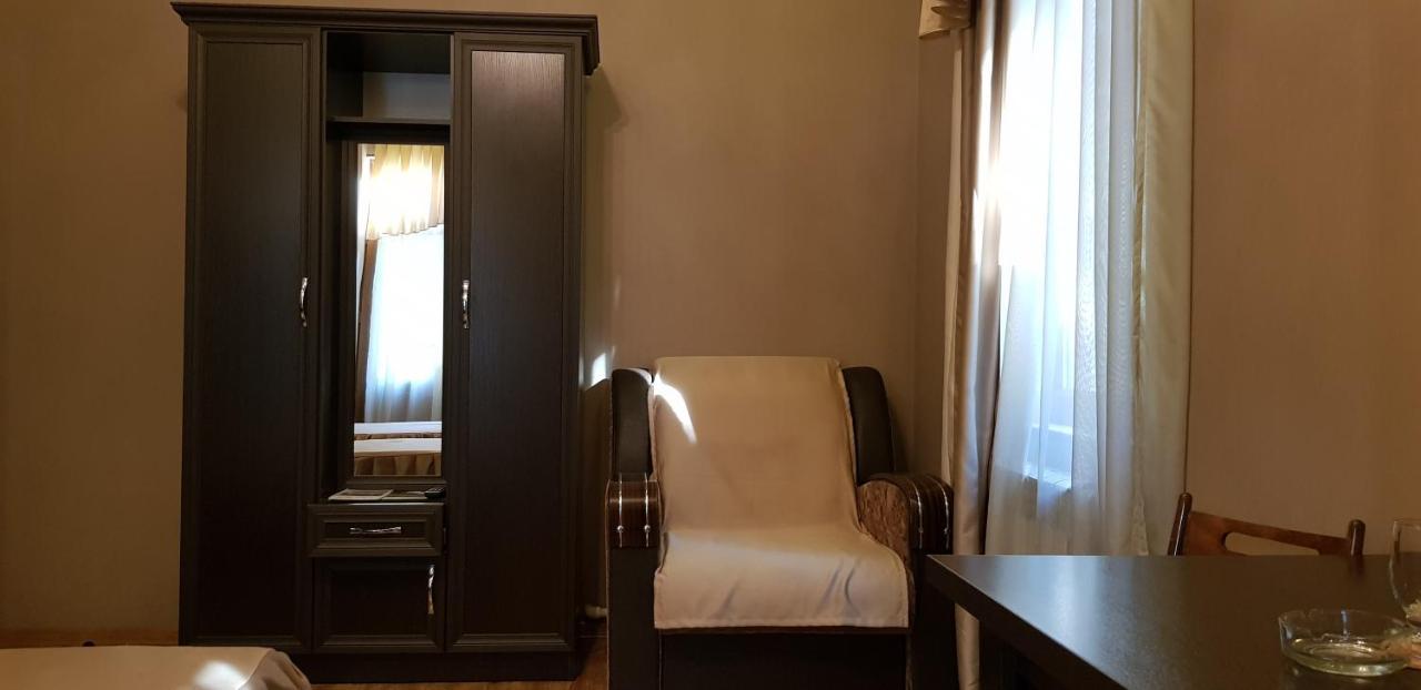 Ruzan Hotel Ijevan Ngoại thất bức ảnh