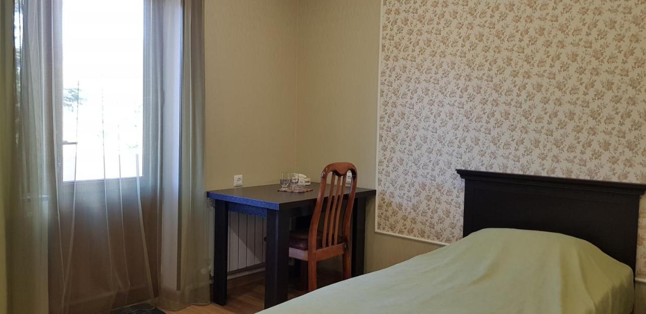 Ruzan Hotel Ijevan Ngoại thất bức ảnh