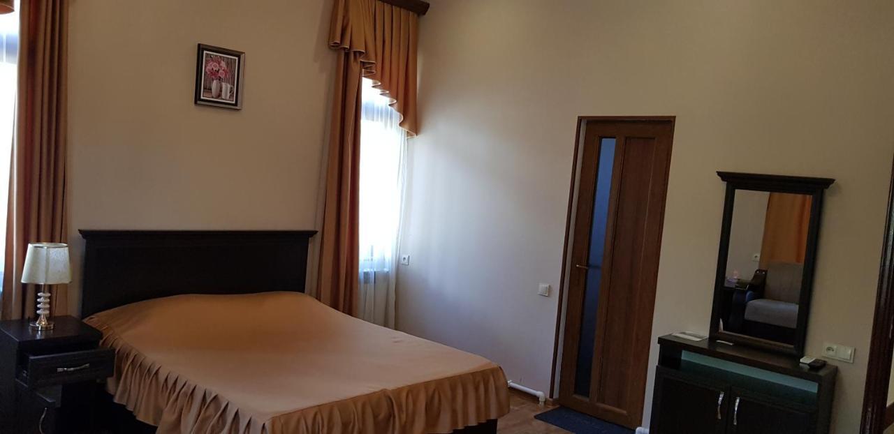 Ruzan Hotel Ijevan Ngoại thất bức ảnh
