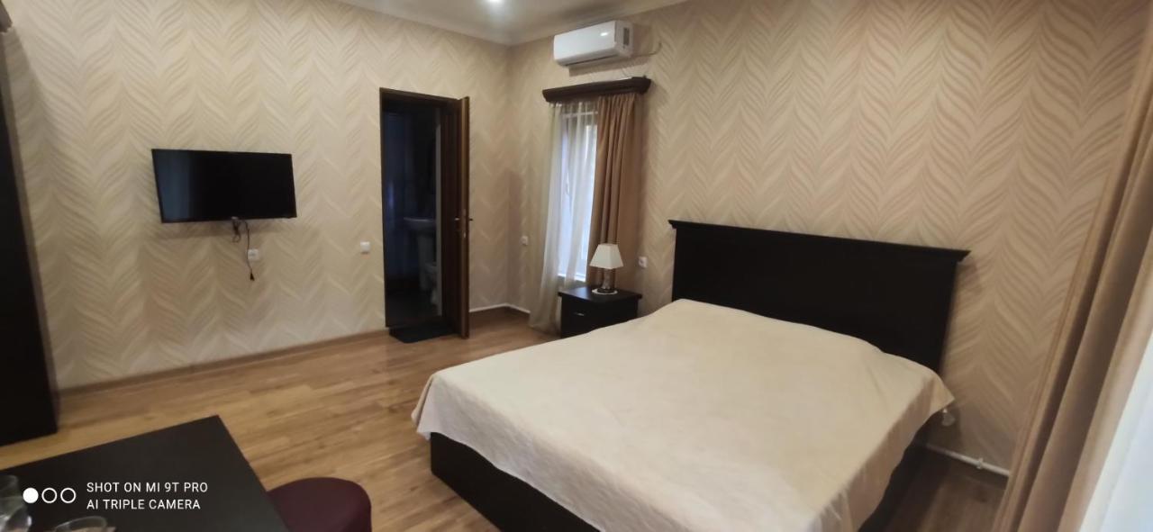 Ruzan Hotel Ijevan Ngoại thất bức ảnh